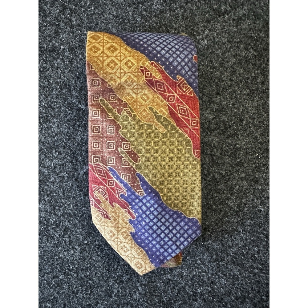 Vintage Hilo Hattie Hawaiian Tie Made in Hawaii Tropical Swirl Print Beach